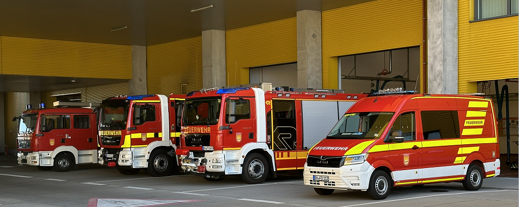 Werkfeuerwehr Flughafen Dresden - Wache und Fahrzeuge